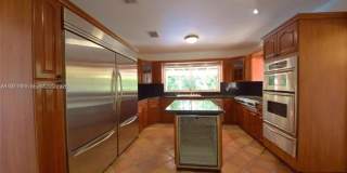 510 Bird Rd Gallery 8