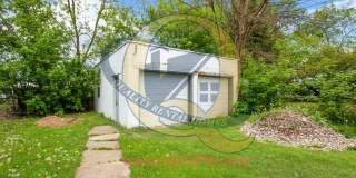 Available Now! 2 beds with Garage! Gallery 13