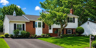 5083 MACNAMARA Drive Gallery 1