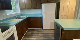 Spacious Four Bedroom Home Available Summer of 2026! Gallery 11