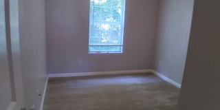 3 beds 2 bath property in Atlanta!! -- Security Deposit is NEGOTIABLE! Gallery 8