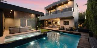 418 N Sweetzer Ave Gallery 2