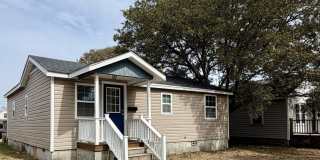 502 Bridges Street Gallery 1