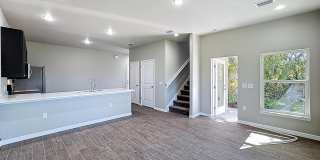 498 L M Davey Lane Gallery 8
