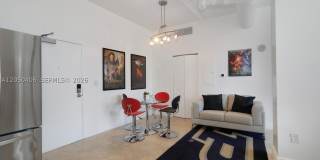 444 NE 30th St Gallery 8