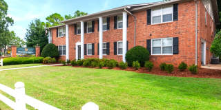 Waterford Square Gallery 12