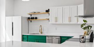 Charming + Modern Highland Park Home - 3 Beds, 2 Baths, Fenced Yard, + Plenty of Parking! Gallery 20