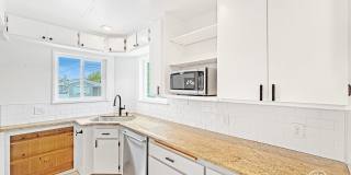 Inviting 3BD/2BA South Park Home with Turf Yards, Hardwood Floors & A/C Gallery 9