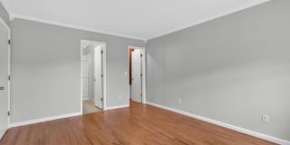 50 Bonney Court Gallery 24