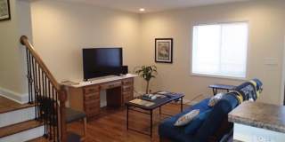 4 bd, 3.5 ba Foxfire condo, just south of MU campus, w/d, 1 car garage, near Green Meadows and Providence Gallery 6