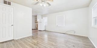 2 Bedroom 1 bathroom Home Gallery 3