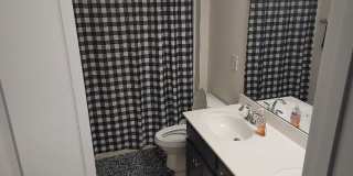 Room in 5 Bedroom Home at Green Birch Dr Gallery 13