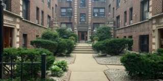 925 West Oakdale 1F Gallery 1