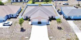 1022 NE 8th Place Gallery 1
