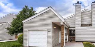 Updated 2 Bedroom Townhouse in Thornton Gallery 1