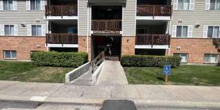 2 Bed 1 bath Apartment on quiet street 2 Bed 1 bath Apartment on quiet street Gallery 1