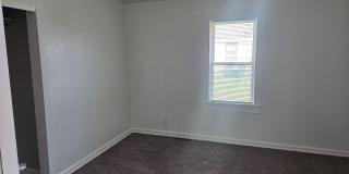 Remodeled 2 bed unit, ready for a new family Gallery 5