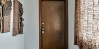 1 Bedroom 1 Bath Condo - Wilshire And NW Expressway Gallery 4