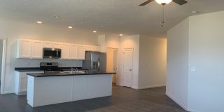 Avalon Bluffs Gallery 10