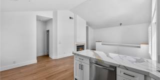 18 Glen Cove Gallery 9