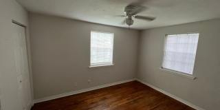 1806 Pepper Drive - Fenced in Yard! Gallery 5