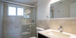 7720 Camino Real Gallery 11