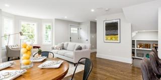 10 Brook Street - 1 Gallery 3