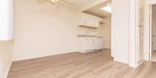 Highland Creek Apartment Homes Gallery 18