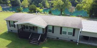 City Living in a Country Atmosphere Gallery 1