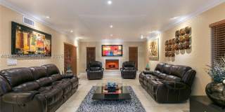 19701 W Oakmont Dr Gallery 16