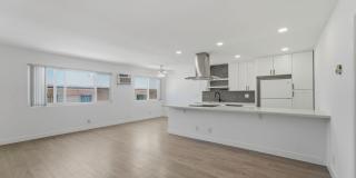 1009 N. Edinburgh Ave Gallery 13