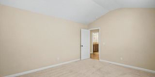 4 Bed/3.5 Bath Home in The Palms at New Hampstead Gallery 26