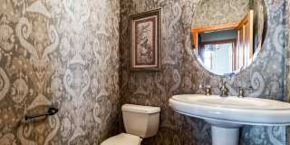 Luxury Townhome at The Cove at Eagle Mountain in Park Meadows Gallery 17