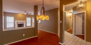 4 bedroom, 2 bathroom home in South Austin! 4 bedroom, 2 bathroom home in South Austin! Gallery 4