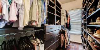 510 OVERLOOK PARK Drive Gallery 38