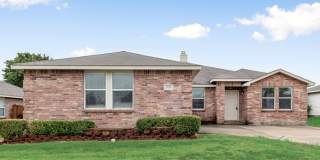 Adorable Royse City home with large backyard! Adorable Royse City home with large backyard! Gallery 1