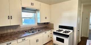 If You’ve Been Looking for Cozy, This Might Be It | 2/1 Pre-Leasing For 8/1 Gallery 6