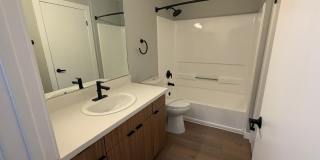 The James Apartments Gallery 25