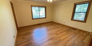 Charming Mid-Century Modern Home Just Minutes from the U of A! Gallery 12
