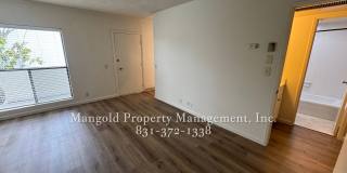 Charming Monterey Condo with Pool, Fireplace & Utilities Included Gallery 15