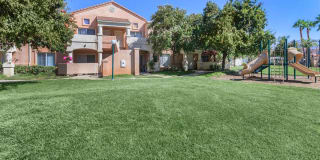 River Ranch Townhomes Gallery 4