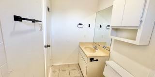 Freshly Renovated 2BD/2.5BA Townhouse in Exclusive Horseshoe Bay Community! Gallery 30