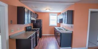 4-Bed Farmhouse Minutes from UVM Campus (30 Chase St) Gallery 5