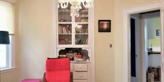 Spacious 3BR Near Coolidge Corner | 1,300 SF | Laundry On-Site | Cats OK | 9/1 Gallery 6