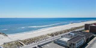 521 W Broadway Gallery 30