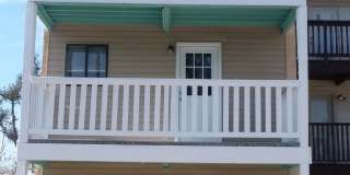 2bd 1.5ba Remodeled Townhouse w/ water views in Parker Gallery 1