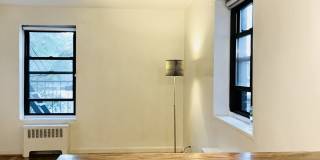 165 Vroom St Gallery 13