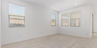 21301 W Roanoke Avenue Gallery 15