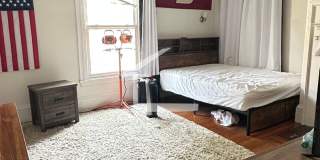 Gorgeous modern entire home perfect for large student groups available 9/1/2027 Gallery 59
