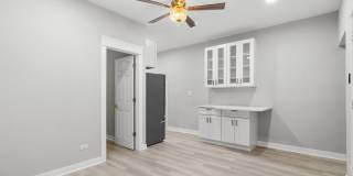 1127 W FARWELL Avenue Gallery 5